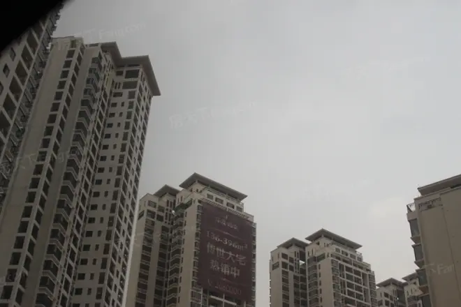 华发四季实景图