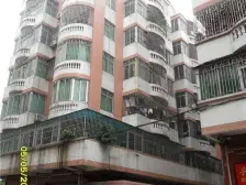 此房源是经典格局户型,通风效果好,大润发旁