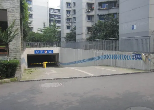川航佳园实景图