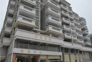 70年产权普通住宅,户型实用,框架结构.