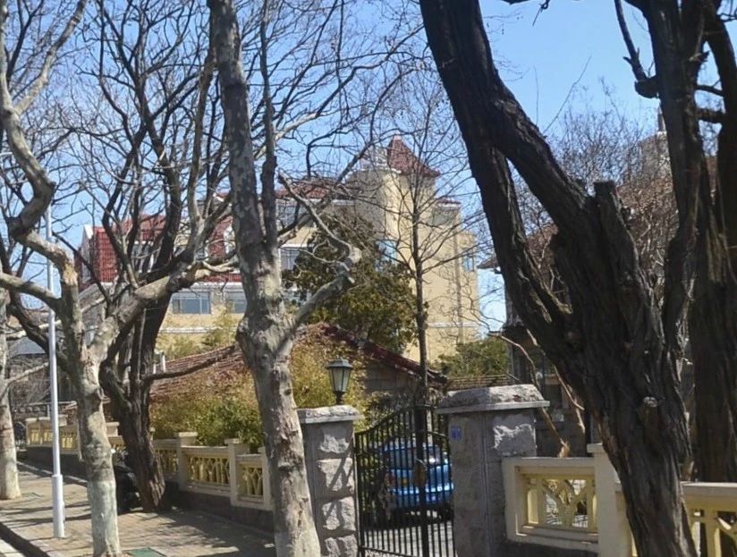 小区相关图