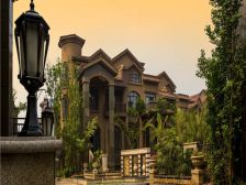 出行方便,小区环境好,户型方正,居住方便舒适