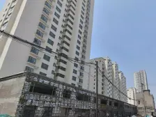 明珠家园 4室2卫 南北通透 毛坯房