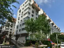 金港城金福花园、低楼层、三室两厅、南北通透好房急售