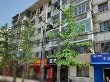 精装修拎包入住 2014年电梯房 停车方便 一只船南街