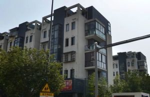 此房位置佳,采光充足配套设施齐全,交通便利精装