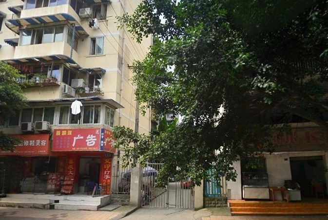 小区相关图