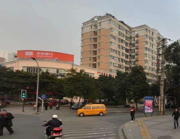 小区相关图