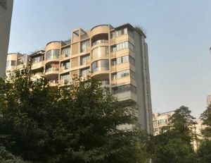 清波苑一期4室2厅南