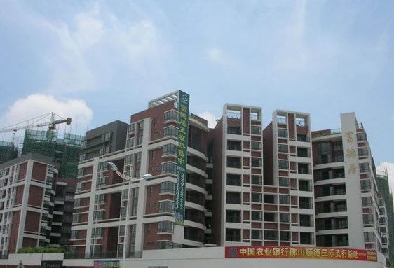 小区相关图