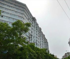 :七里河西站健康路六十六电梯房步行街