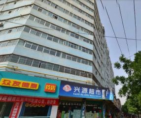 明皇园小区1室1厅东西
