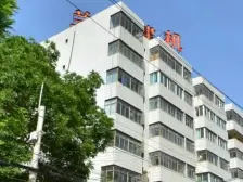 火车站东路地铁口2室2厅的户型小区有院子