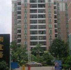 得房率高,格局方正,采光充足,通风好