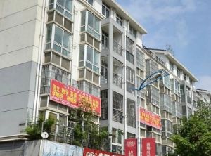 成都农业科技职业学院柳城小区392号3室2厅西南