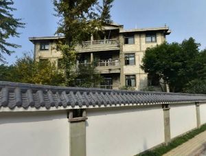 【舜苑】| 成都市青羊区草堂路33号3栋-1—3楼房屋