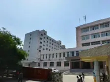 小区院子停车房东 配套齐全 看房提前联系