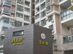 六号线地铁口,老证产权清晰,通透三房中间楼层出售