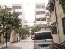 小区公摊小停车方便配套全,看房方便