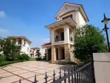 连排别墅大花园 ,大花园,小区好的别墅。