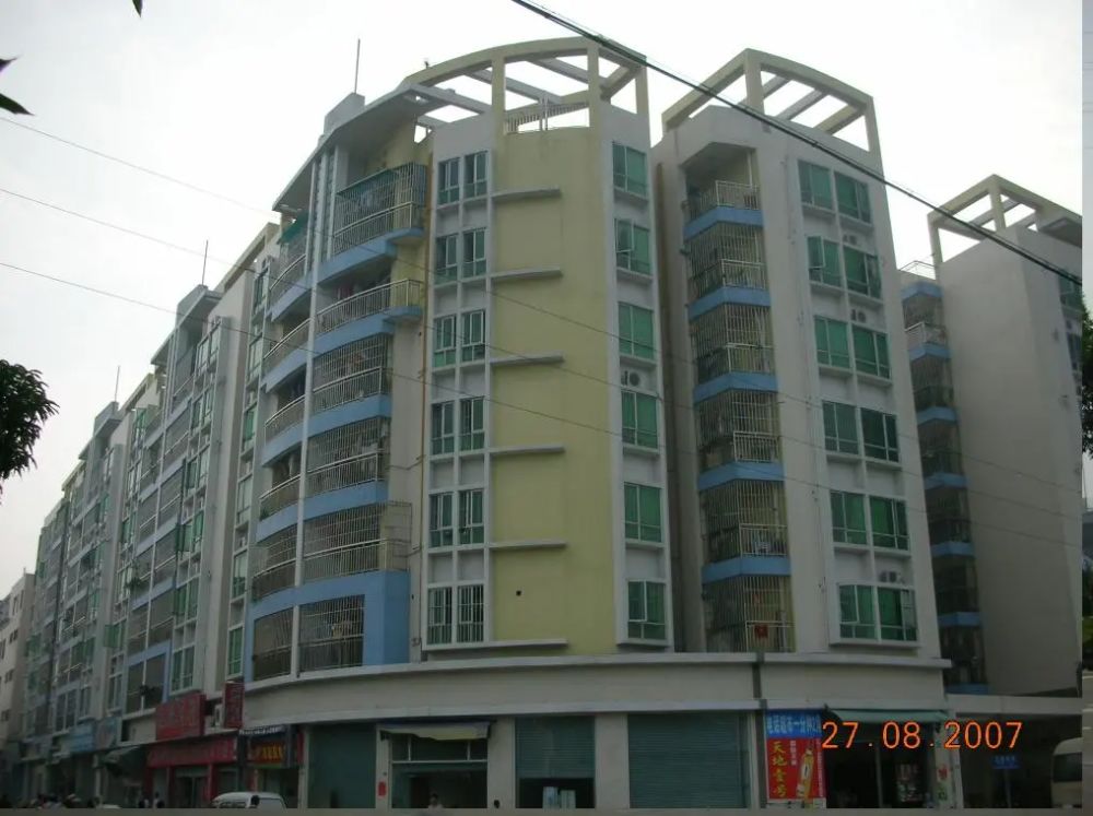 小区相关图