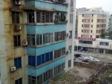 毛坯房,总价低,计划加装电梯中,费用5万左右,快来