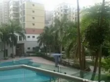 步梯低层 环境舒适 大阳台带花园 拎包入住