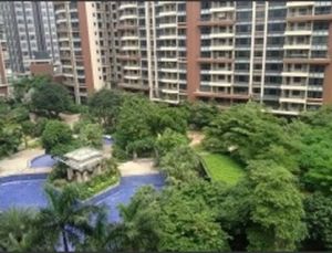 观光市场旁绿湾小区,低层两房,有阳台,总价低
