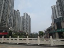 中南cbd小套精装修 看房方便