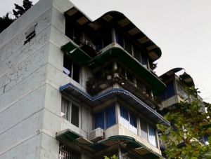 香榭里公交苑3室2厅东南