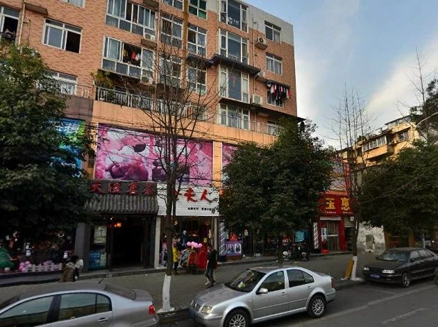 小区相关图