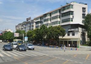 帝景花园3室1厅东北