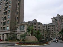 当代华府三房带电梯!价格美丽!房东急售!