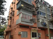 青年路新村房东诚心出售看房方便楼层好采光好