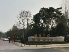 鹭湖宫六区B组团4室2厅东南