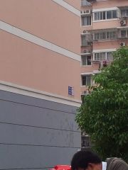 新苑华庭满五唯一好楼层诚心出售