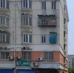 万顺小区地理位置好楼层好,出行方便,生活便利快捷