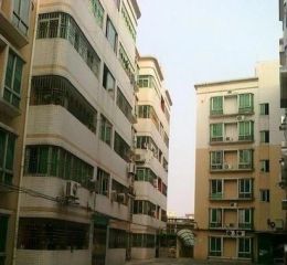 顺兴楼近河滨市场与公园户型方正无分摊满五年
