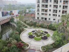 尼德兰官邸300万装修全屋空调+地暖 前后大花园+车位