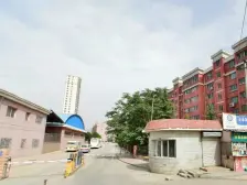 东部市场 二热 空港花园 三室两厅 南北通透带地下室