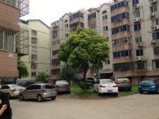 濠河边珠算博物馆对门全屋品牌装修带大露台有电梯