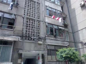成科路7号2室1厅南