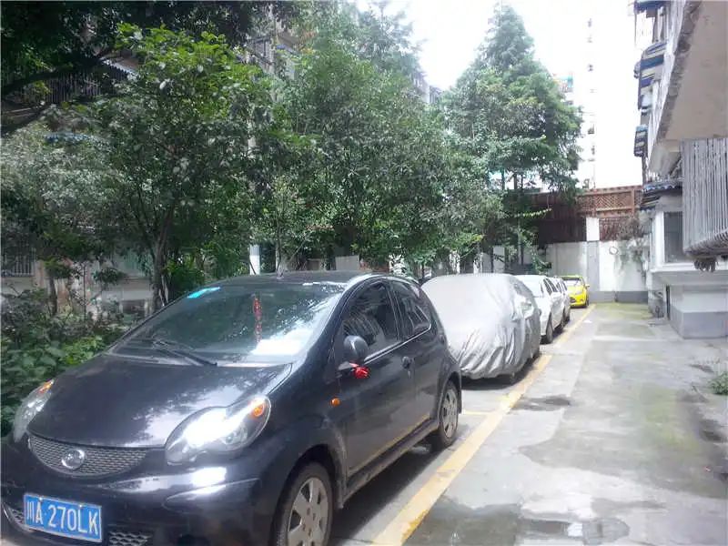 小区相关图