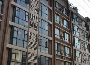 王府春天花园 4室2厅 南