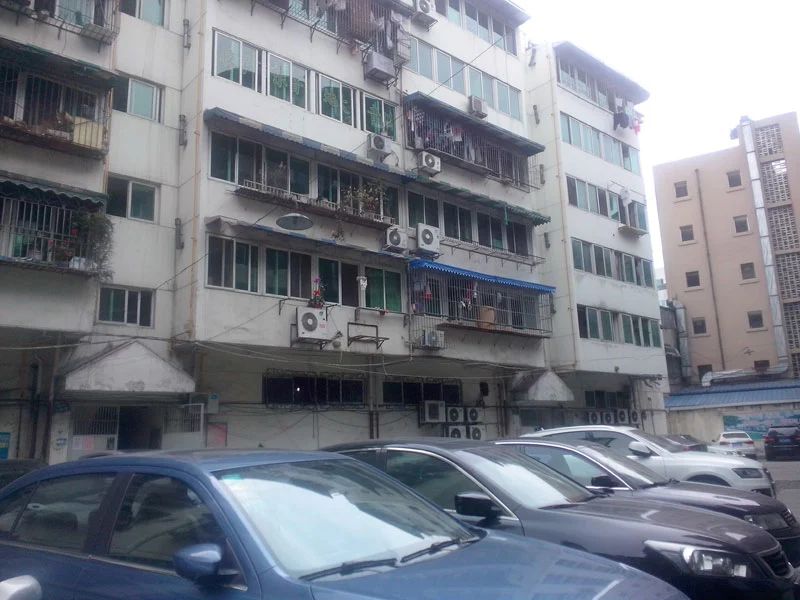 小区相关图