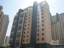 百合苑 产权清晰 正规大四室 看房方便 门口公交车站