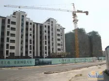 卫生间全明,大开间,小区入口附近,品质小区