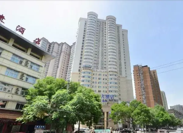 蓝宝石大厦实景图