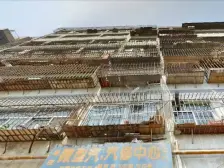 万达科技小区两室两厅低楼层 精装带家具拎包入住