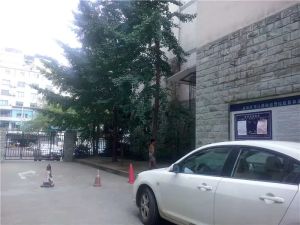 龙江路26号2室1厅南北